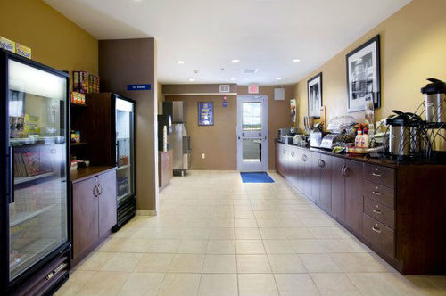 Microtel Inn And Suites By Wyndham Rawlins Restoran fotoğraf